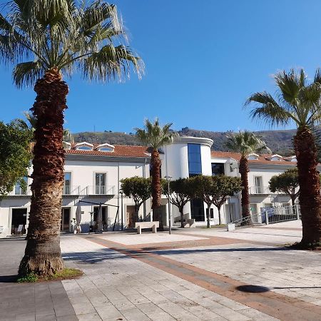Gt Apartments - New Opening Vibo Valentia Marina Bagian luar foto