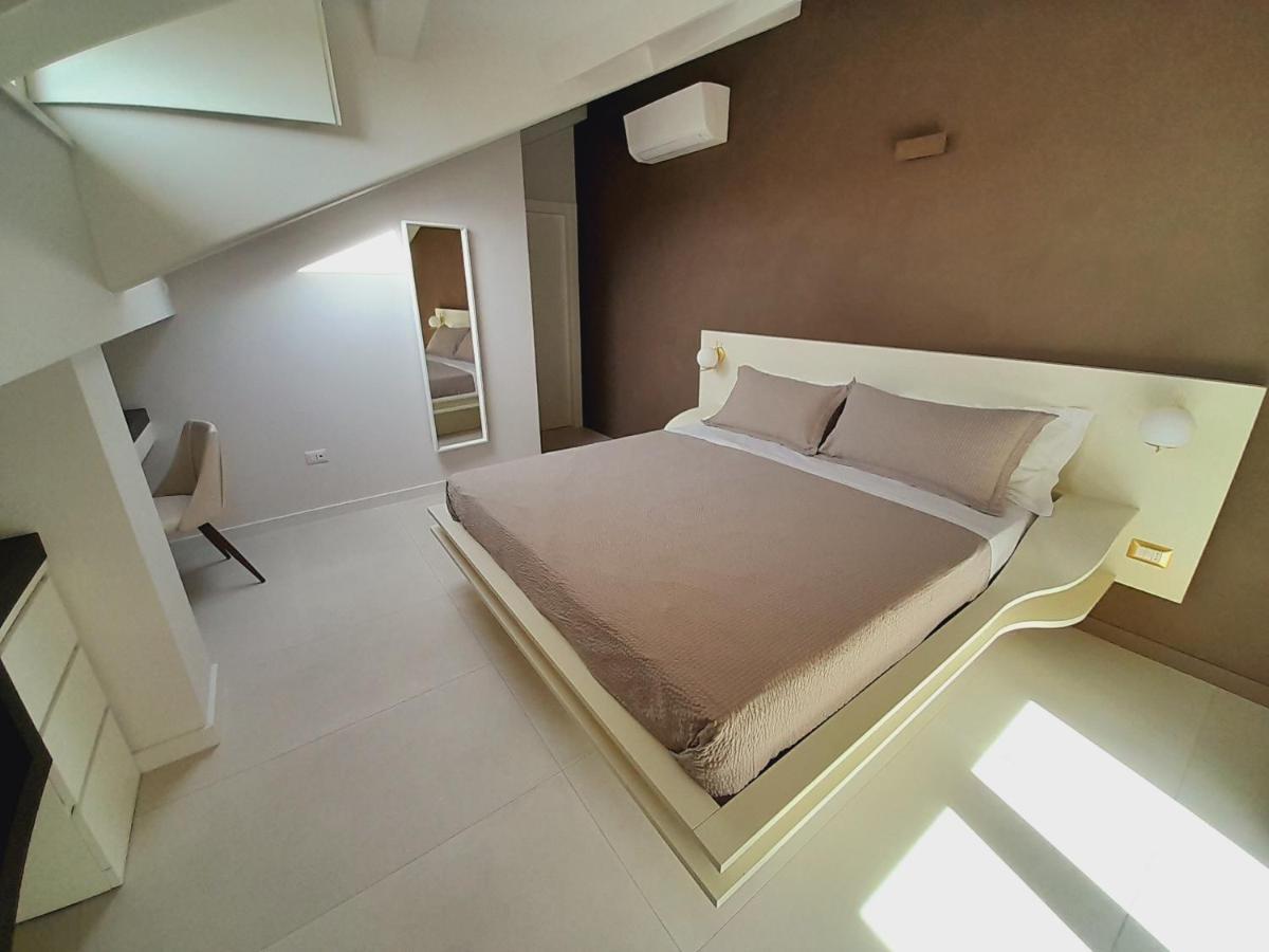 Gt Apartments - New Opening Vibo Valentia Marina Bagian luar foto