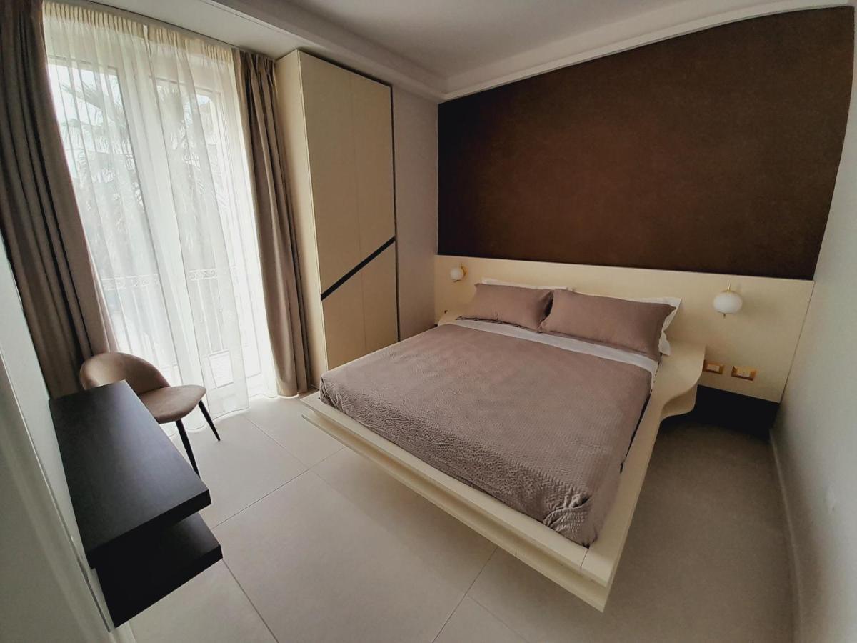 Gt Apartments - New Opening Vibo Valentia Marina Bagian luar foto