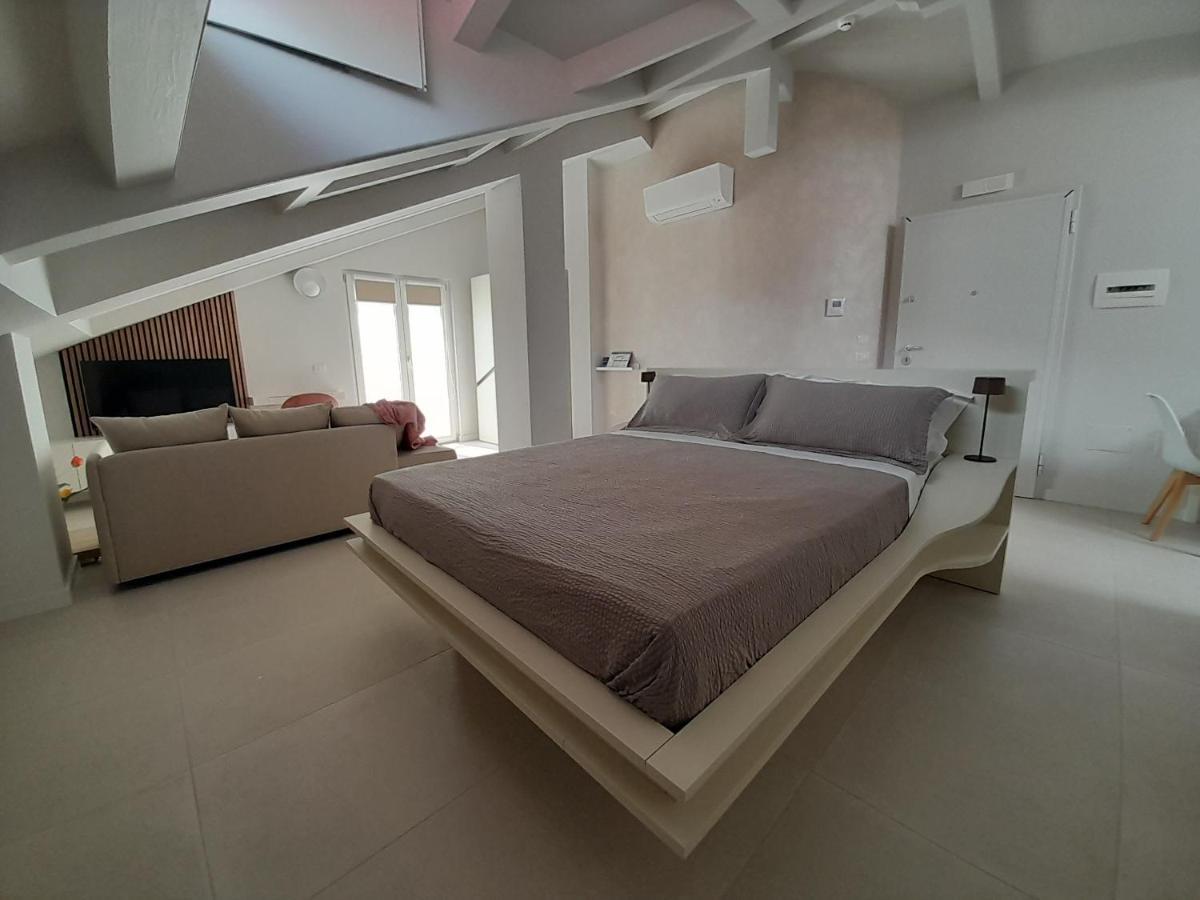 Gt Apartments - New Opening Vibo Valentia Marina Bagian luar foto