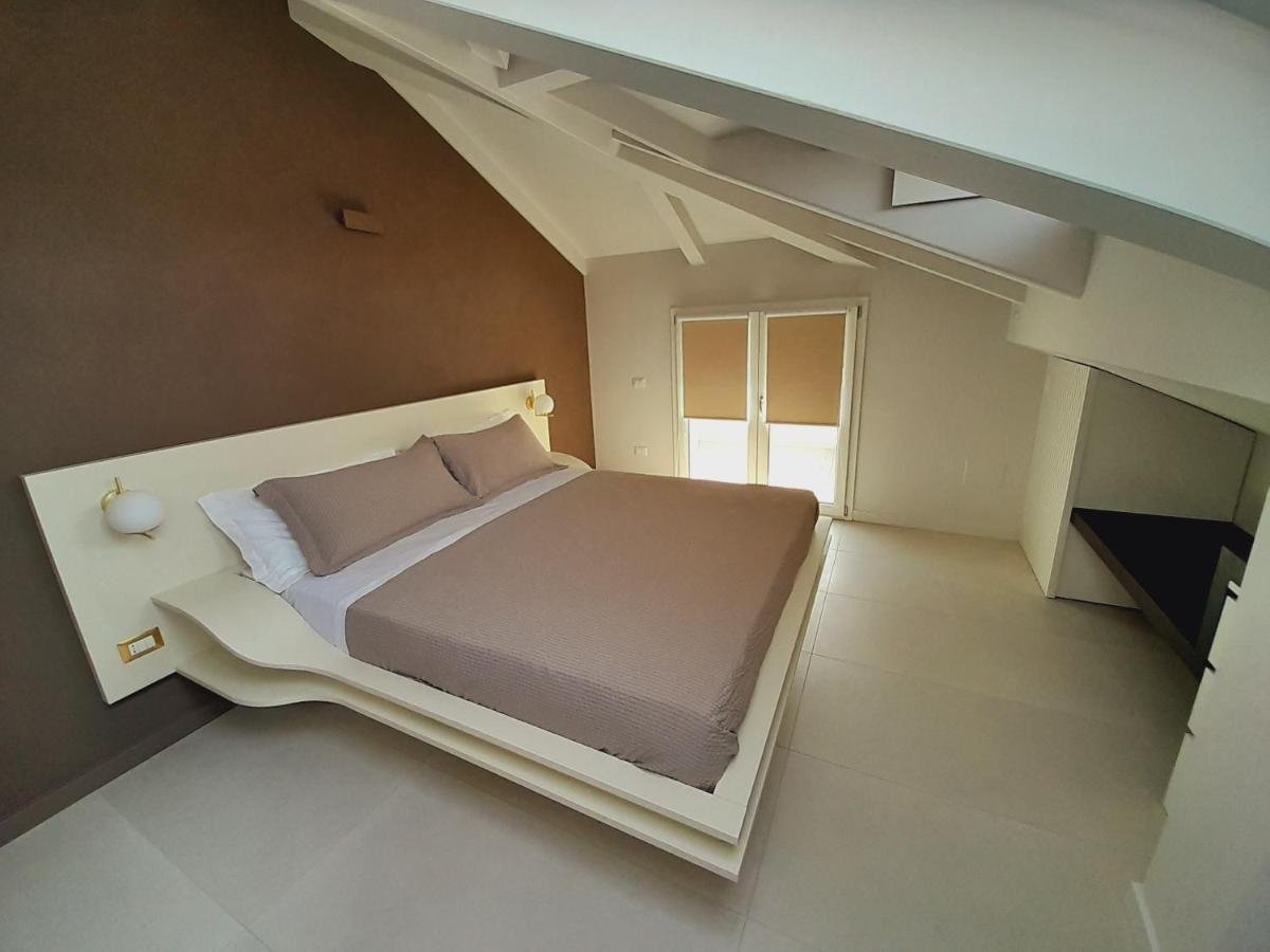 Gt Apartments - New Opening Vibo Valentia Marina Bagian luar foto