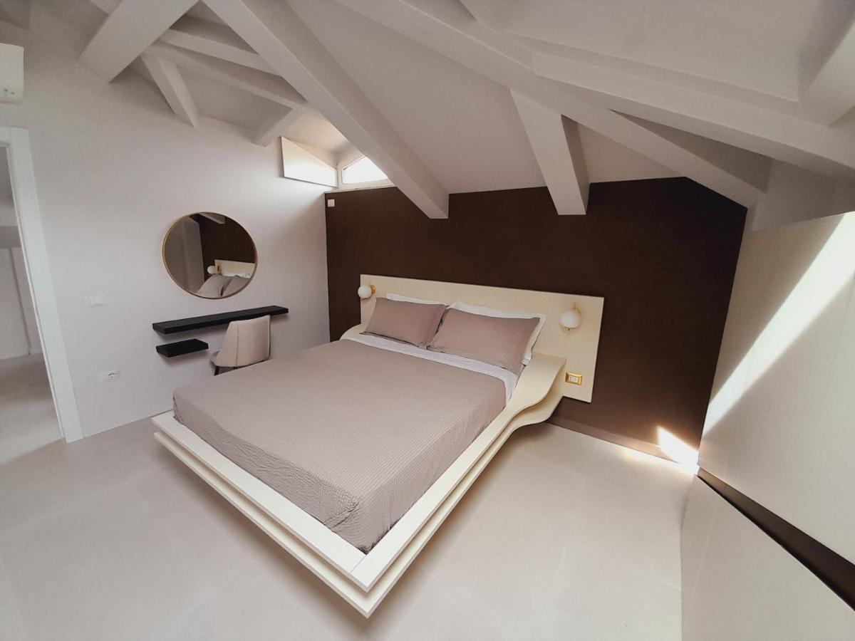 Gt Apartments - New Opening Vibo Valentia Marina Bagian luar foto