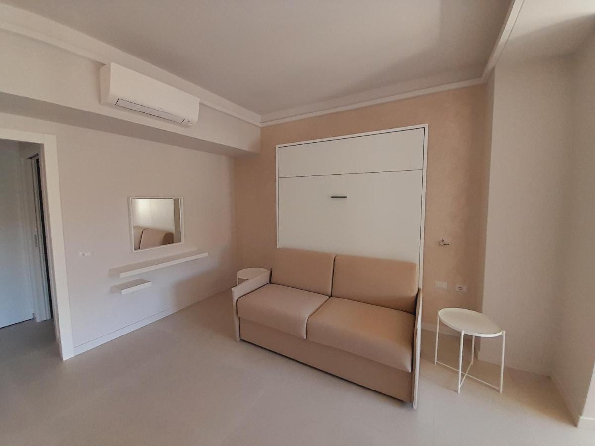 Gt Apartments - New Opening Vibo Valentia Marina Bagian luar foto