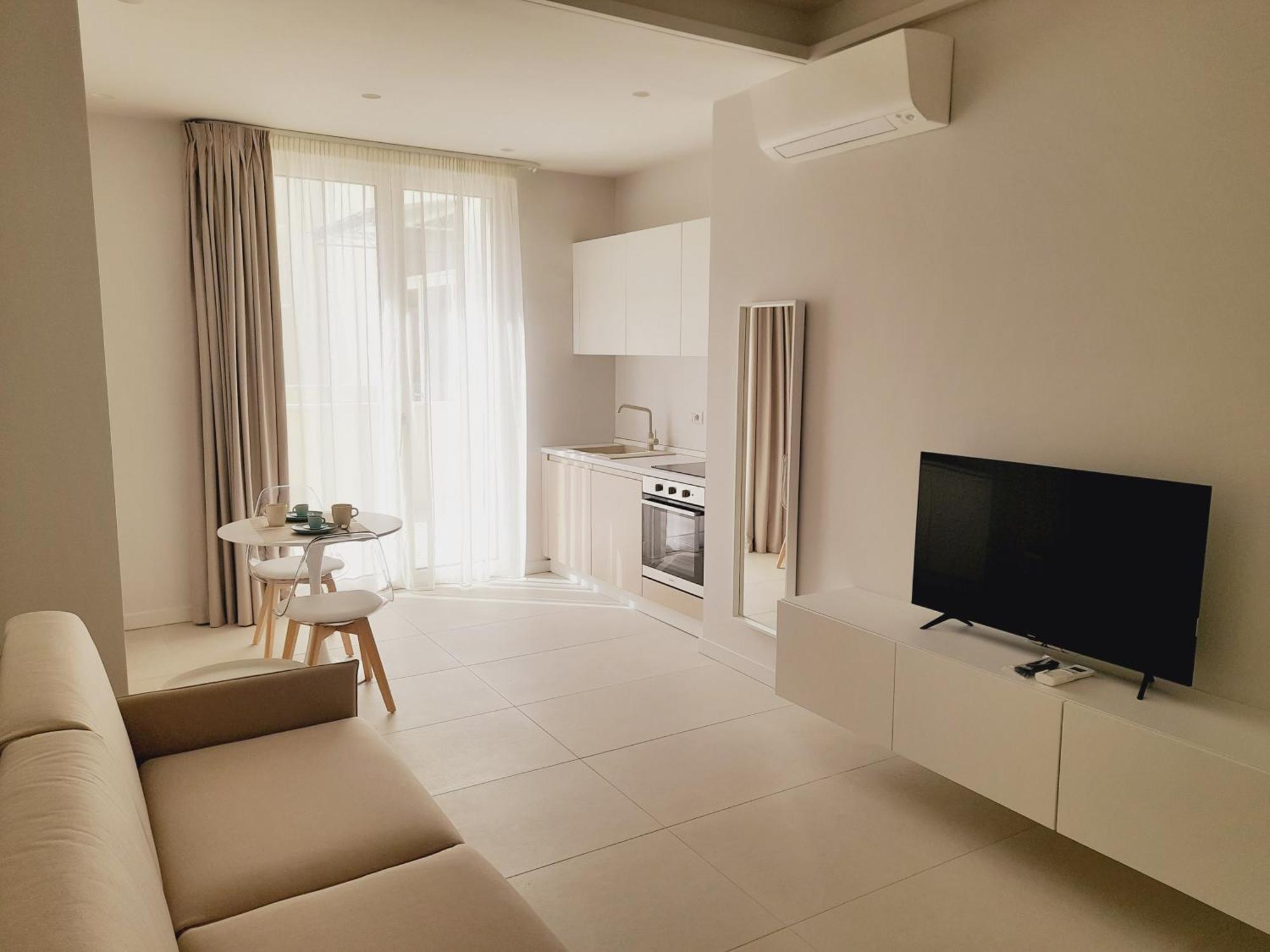 Gt Apartments - New Opening Vibo Valentia Marina Bagian luar foto